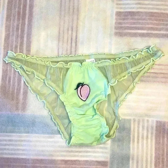 👒 LEMON 🍋 GREEN NYLON UNDERWEAR  👒 - Picture 1 of 3